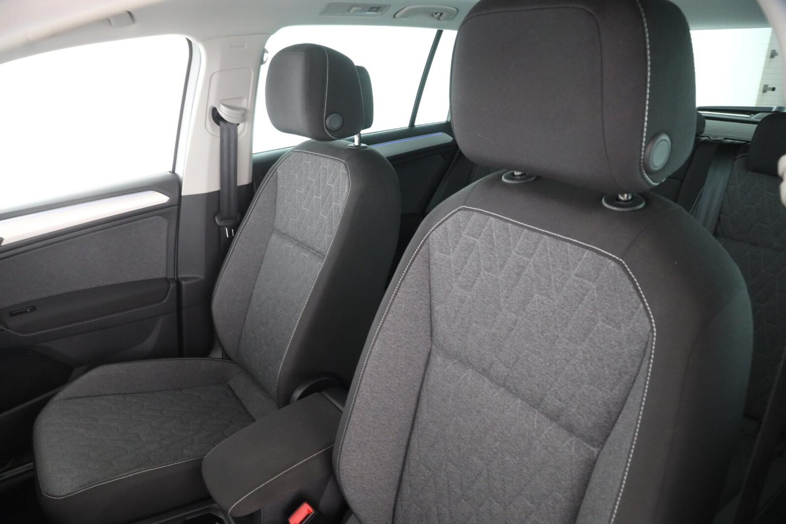 Volkswagen Tiguan – Bild 12