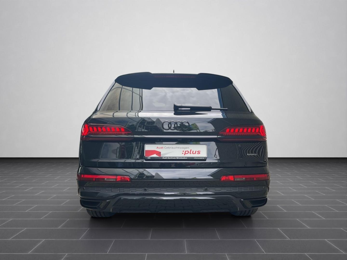 Bild über Audi Q7 competition plus 55 TFSI quattro tiptronic - für weitere Informationen kontaktieren Sie den Audi Partner