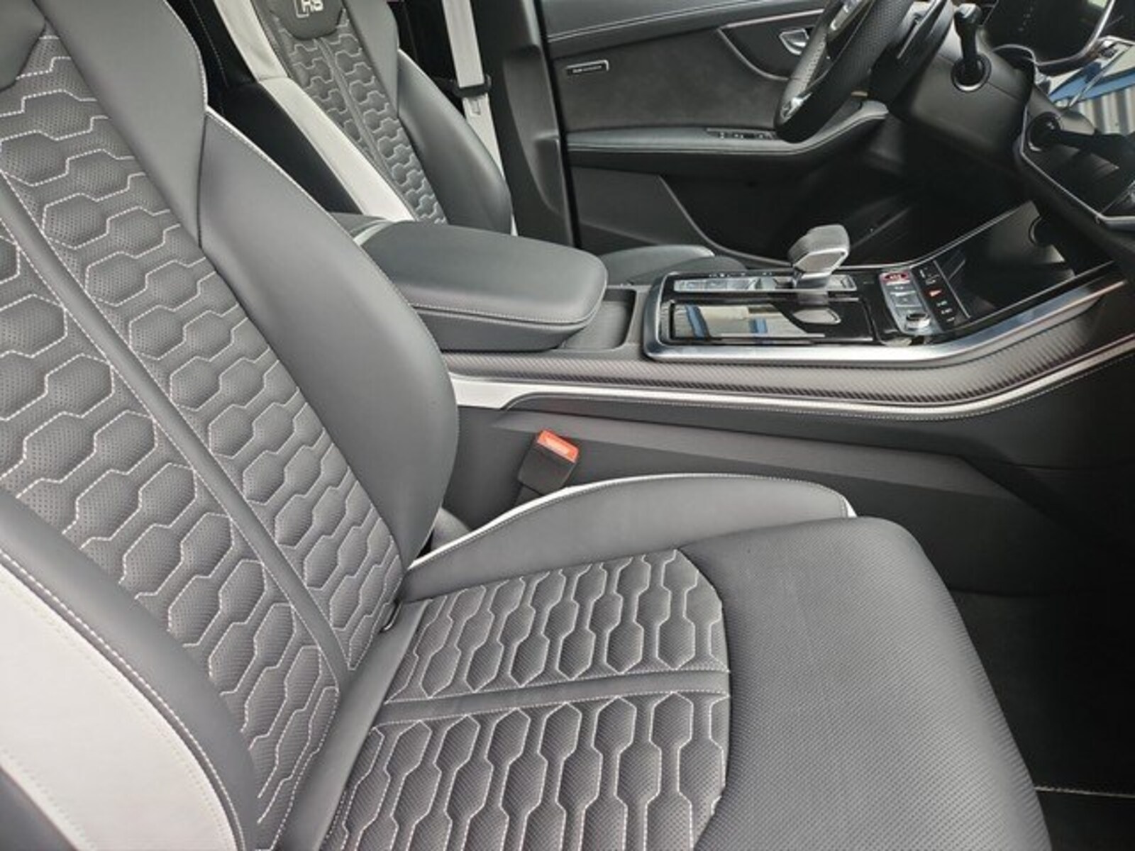 Audi RS Q8 – Bild 7