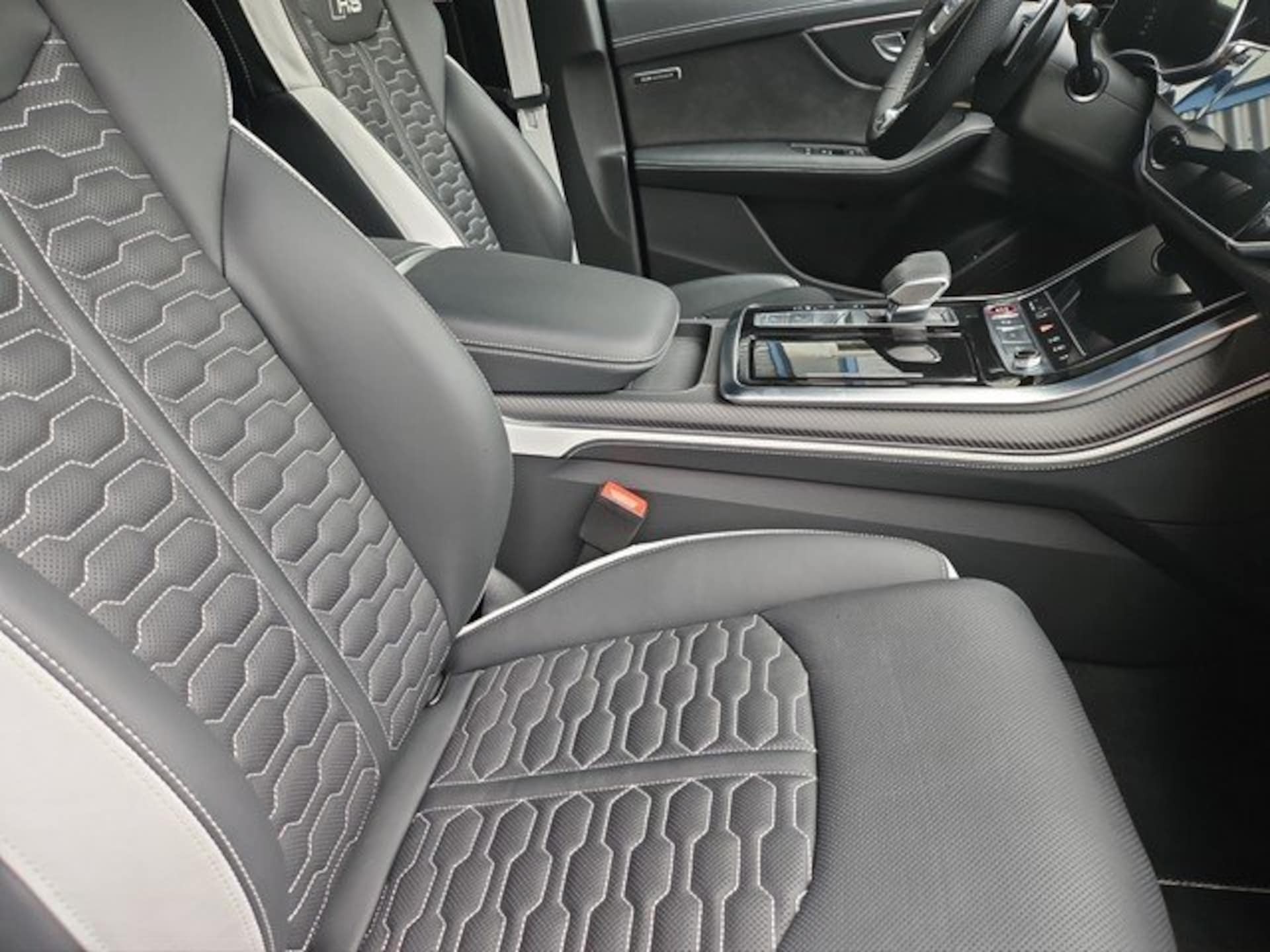 Audi RS Q8 SUV