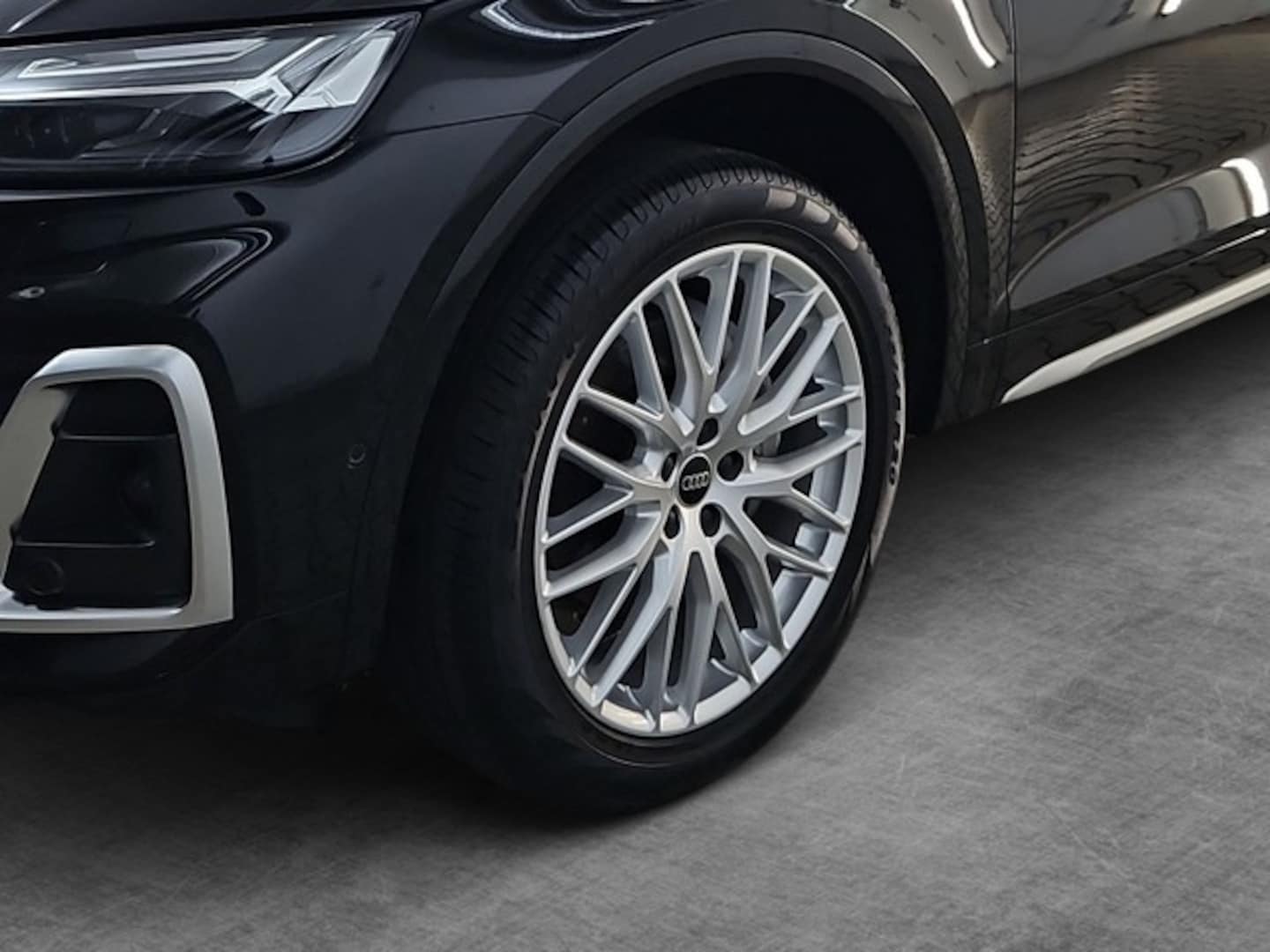Bild über Audi Q5 40 TDI quattro 150 kW S tronic - für weitere Informationen kontaktieren Sie den Audi Partner