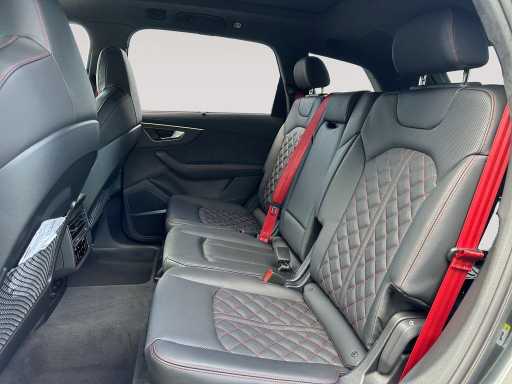 2026 Audi SQ7 Prestige - Photo 13