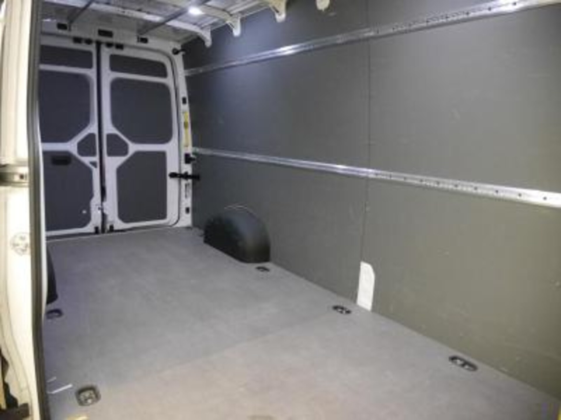 Volkswagen Crafter Kasten langer Radstand