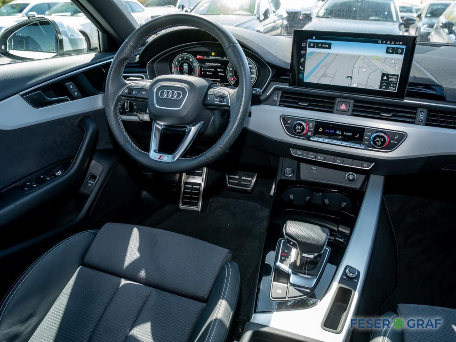 Audi A4 Avant S line