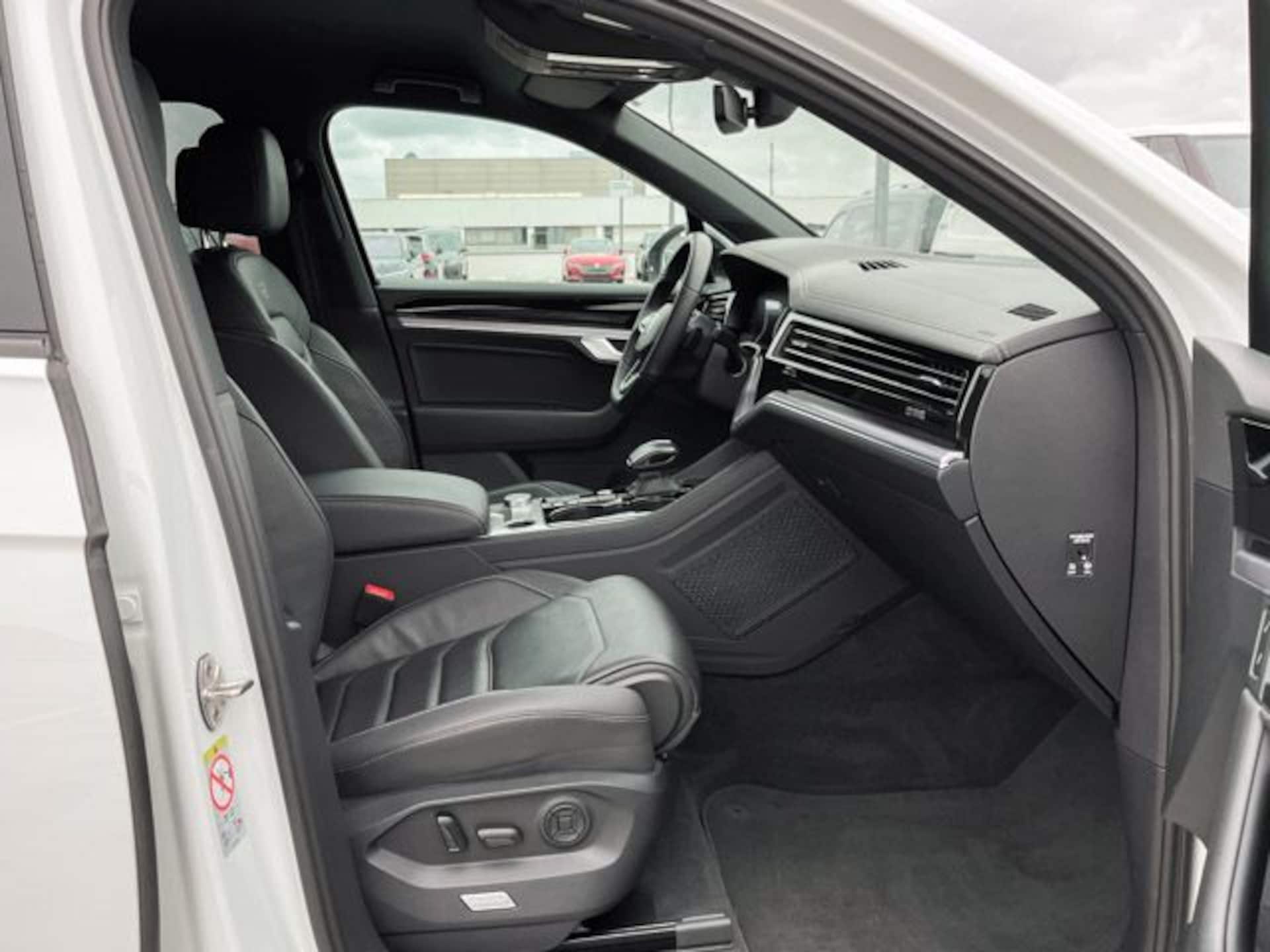 Volkswagen Touareg R-Line
