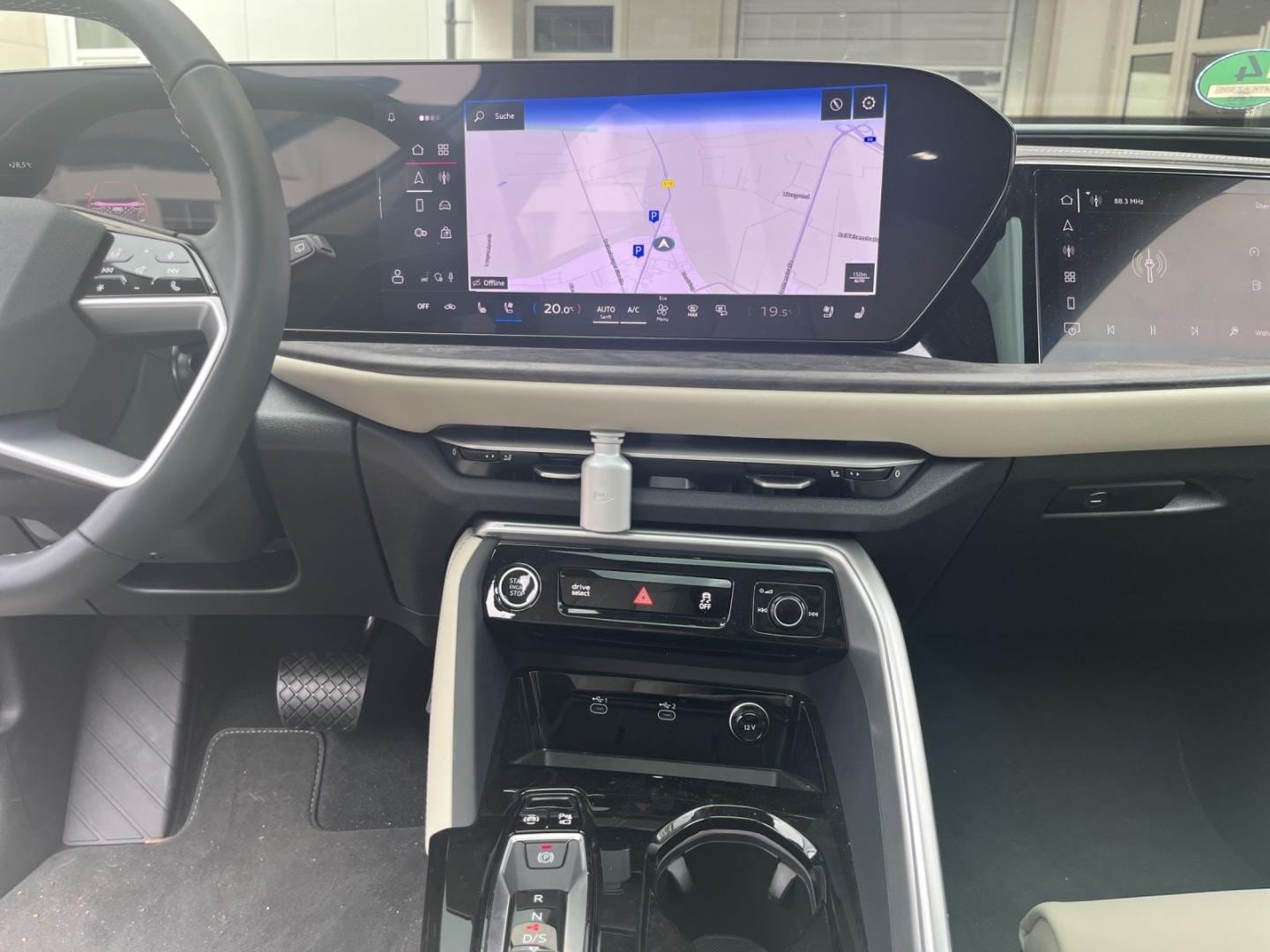 Bild über Audi Q5 SUV TFSI quattro 150 kW S tronic - für weitere Informationen kontaktieren Sie den Audi Partner