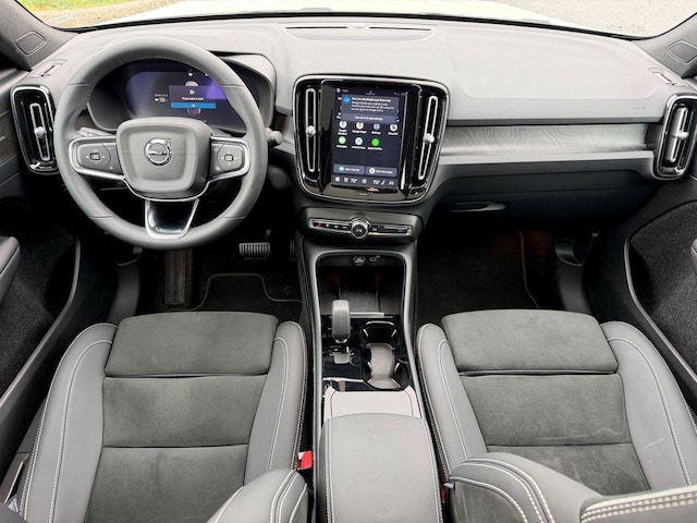 2023 Volvo C40 Recharge Pure Electric