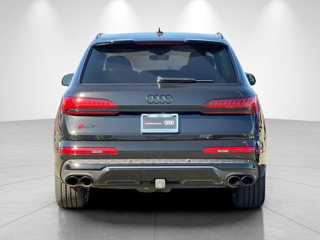 2023 Audi SQ7