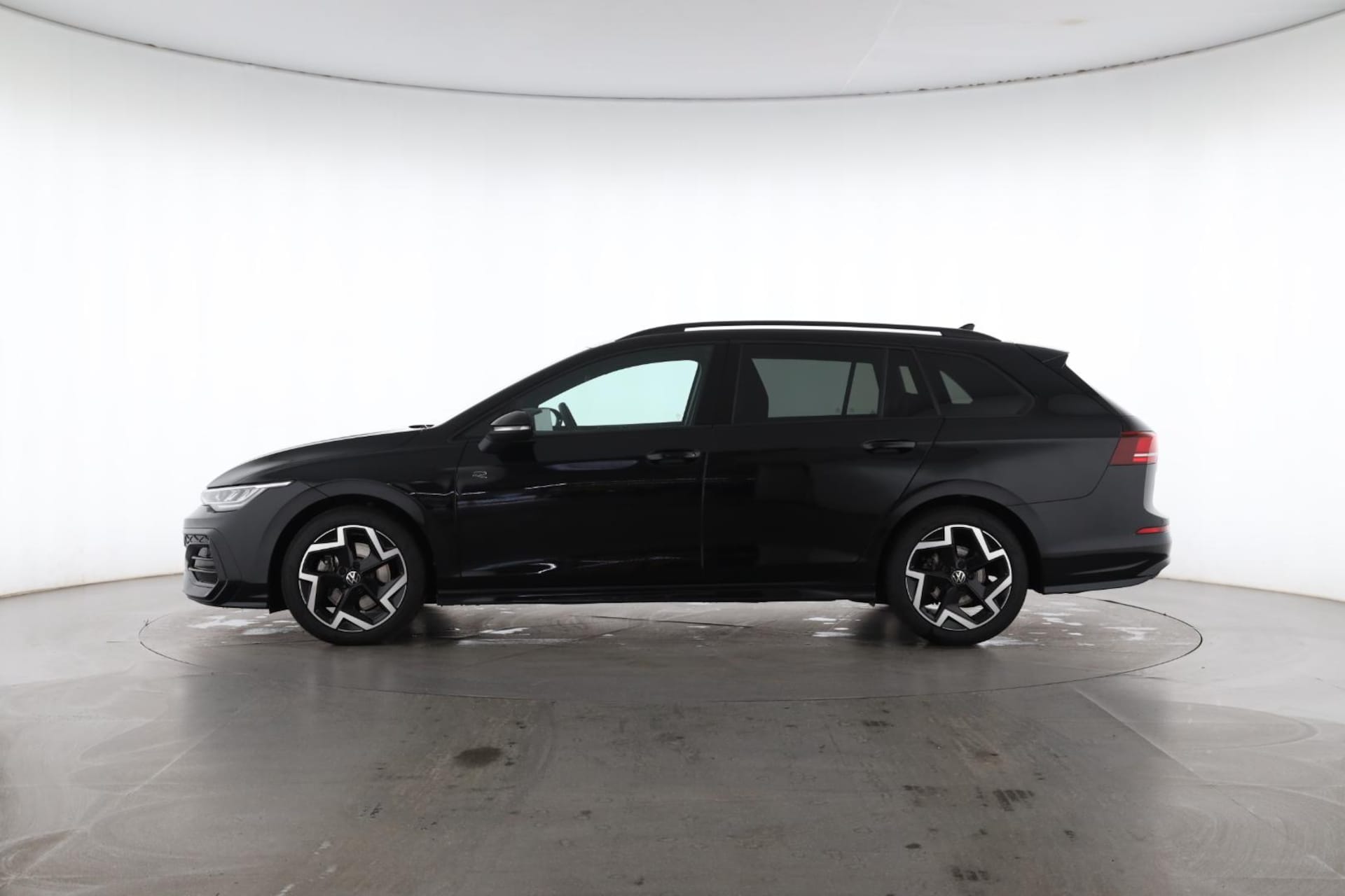 Volkswagen Golf Variant R-Line