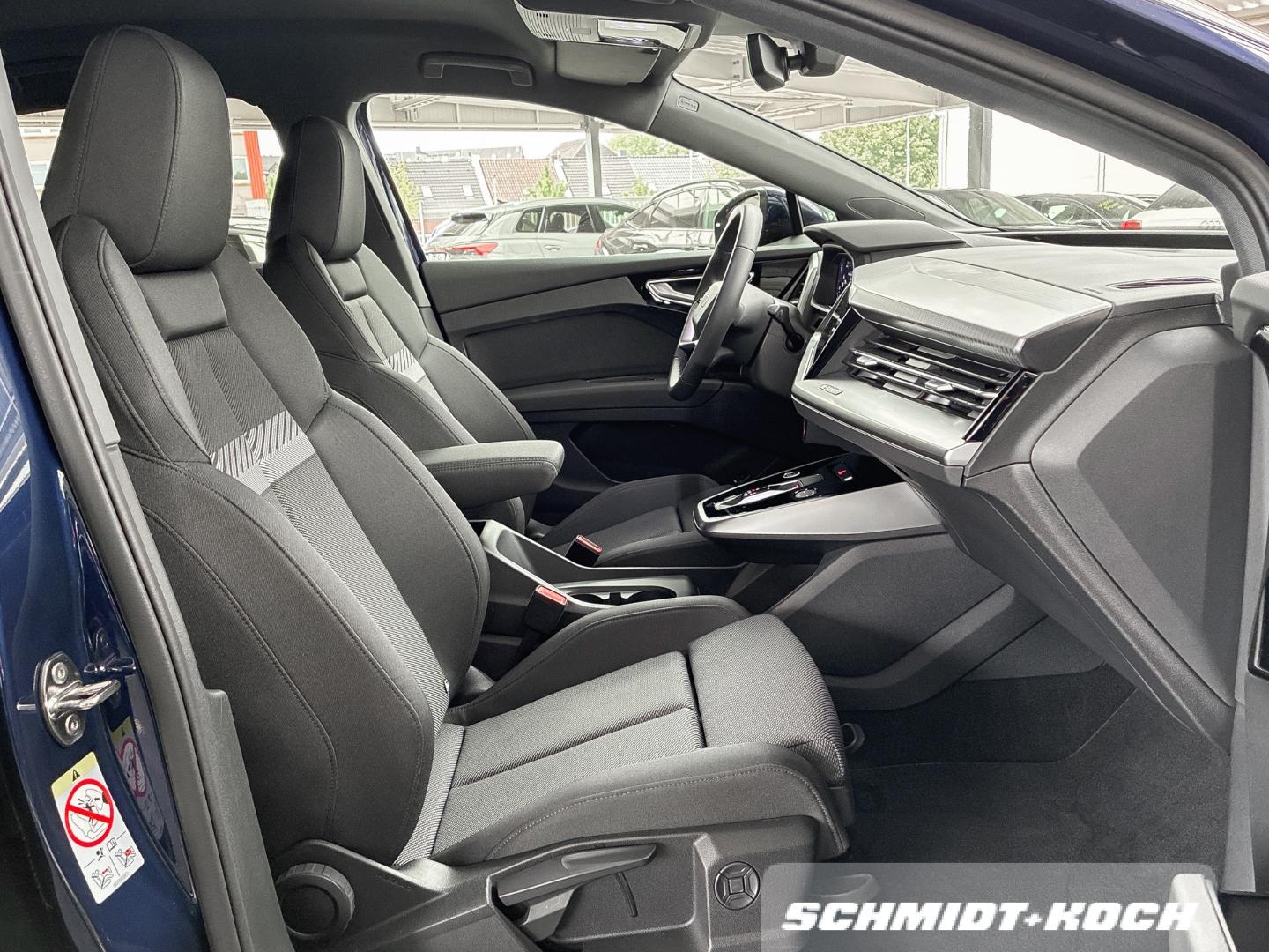 Bild über Audi Q4 e-tron 45 e-tron - für weitere Informationen kontaktieren Sie den Audi Partner