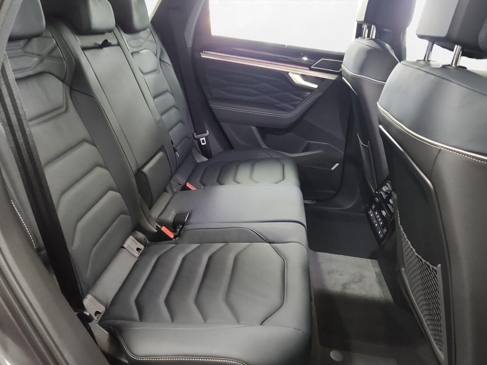 Volkswagen Touareg – Bild 14