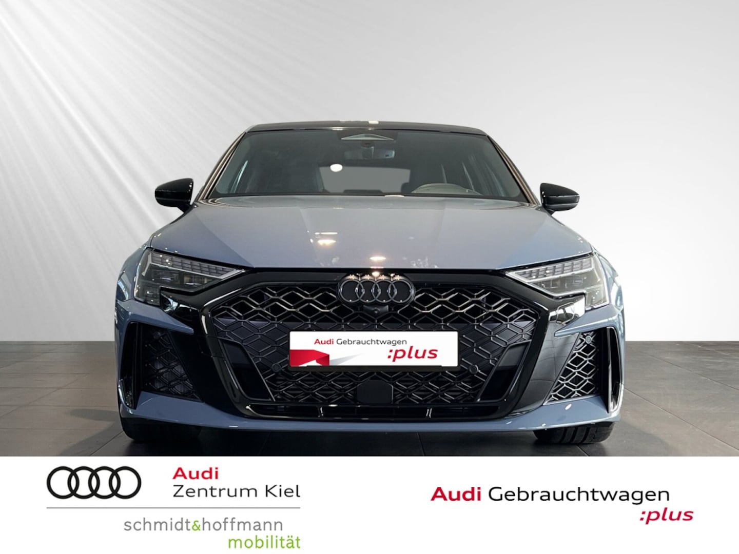 Bild über Audi RS 3 Sportback TFSI quattro 294 kW S tronic - für weitere Informationen kontaktieren Sie den Audi Partner