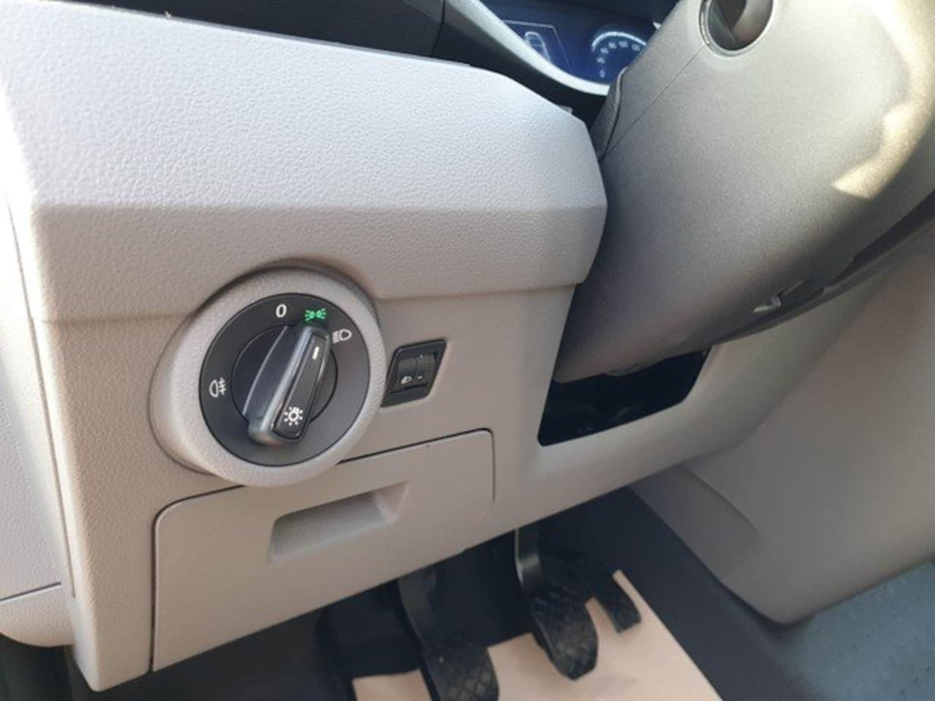 Volkswagen T6.1 Transporter Kasten langer Radstand