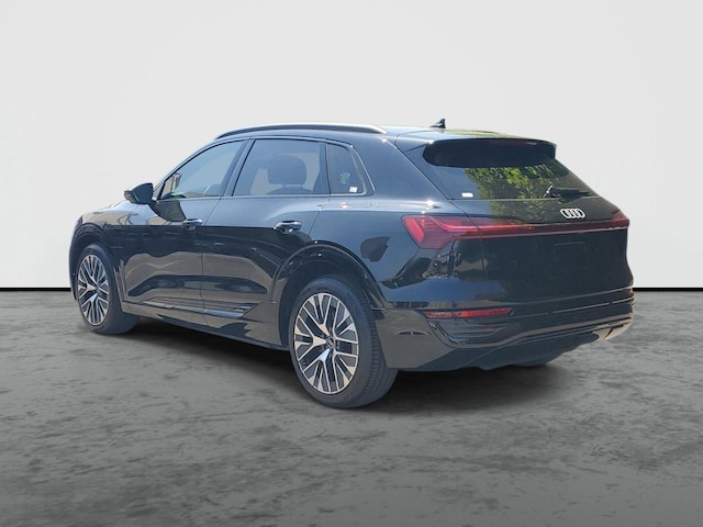 2024 Audi Q8 e-tron