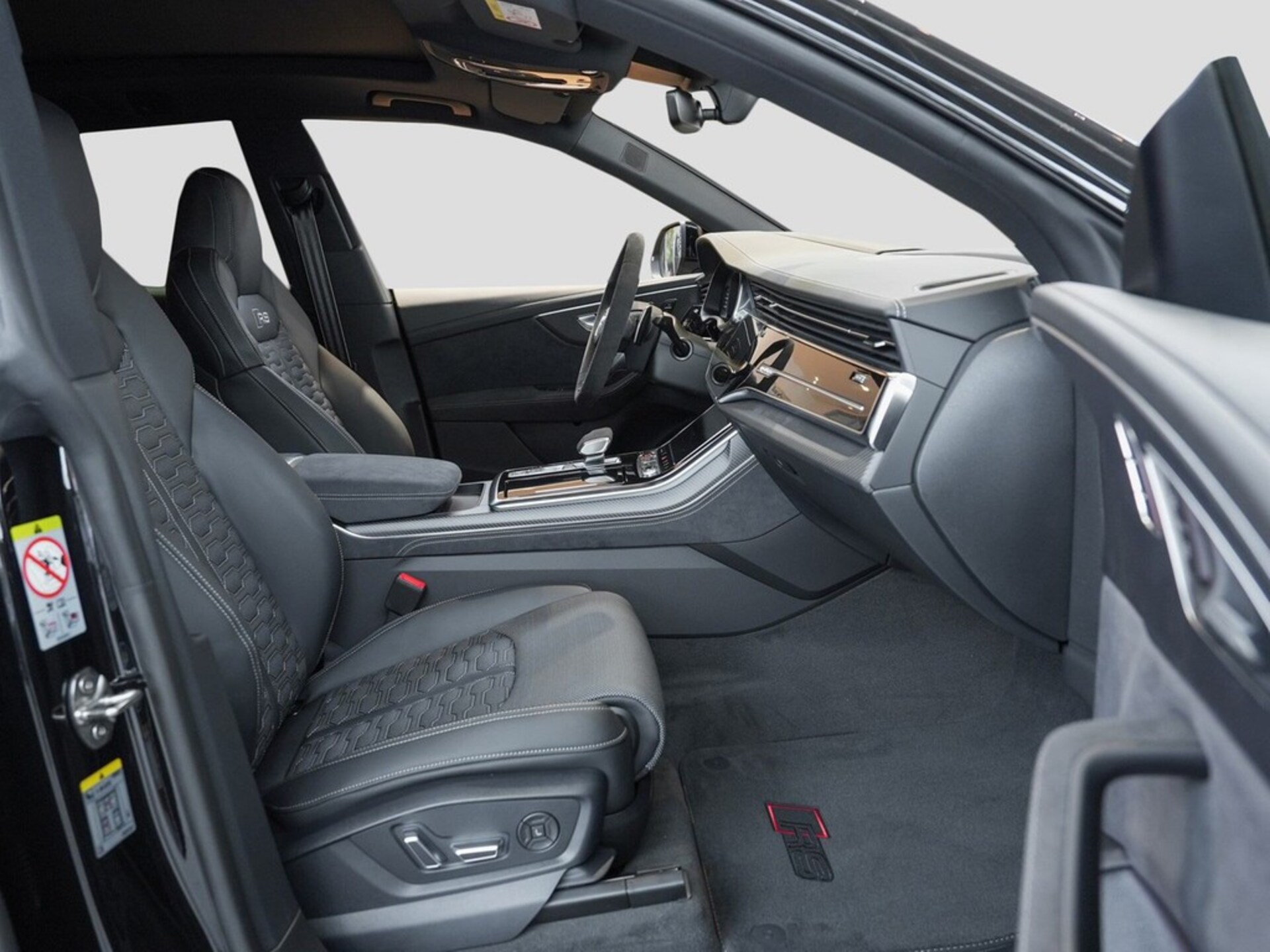 Audi RS Q8 SUV performance