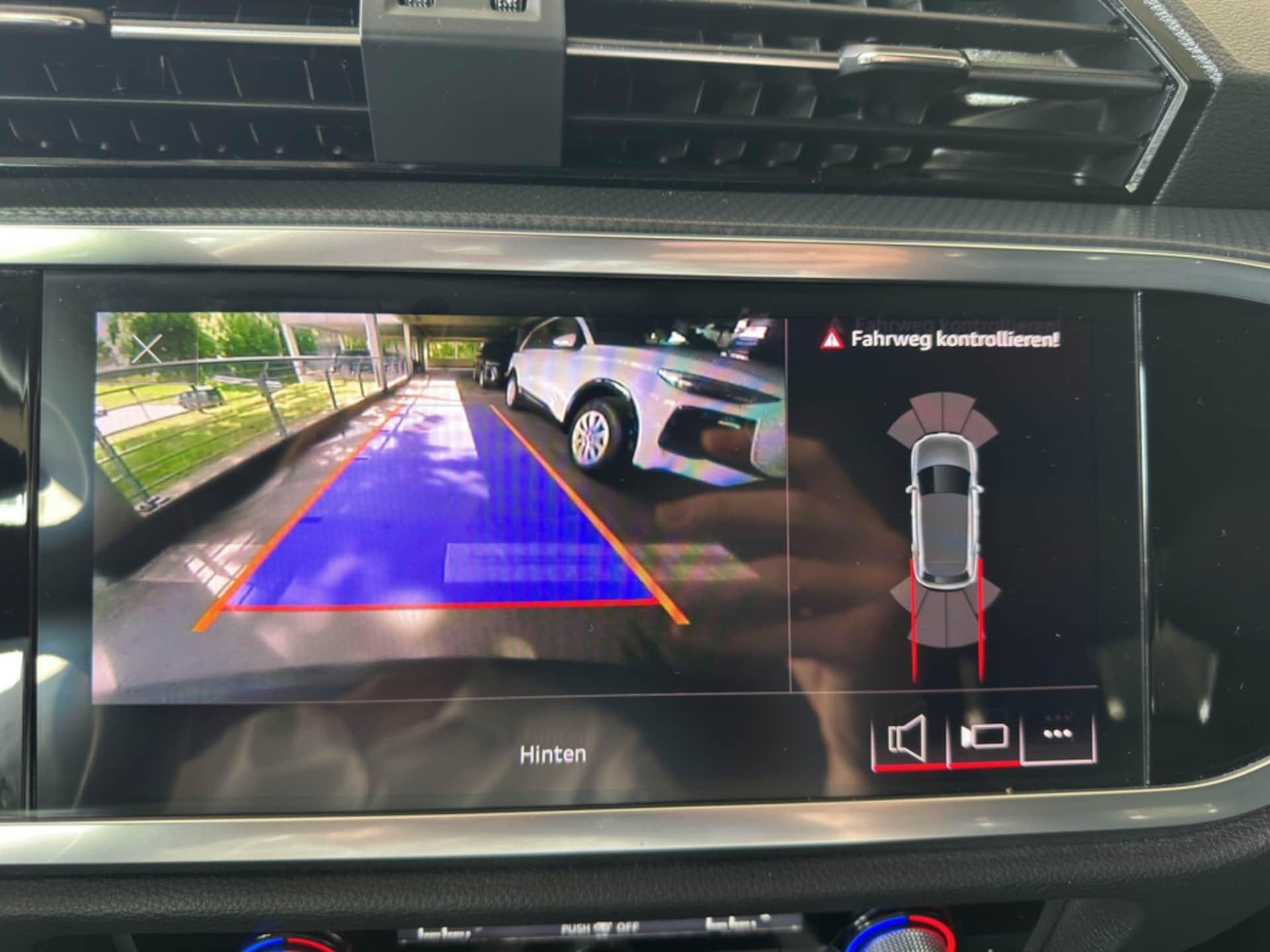 Audi Q3 SUV S line