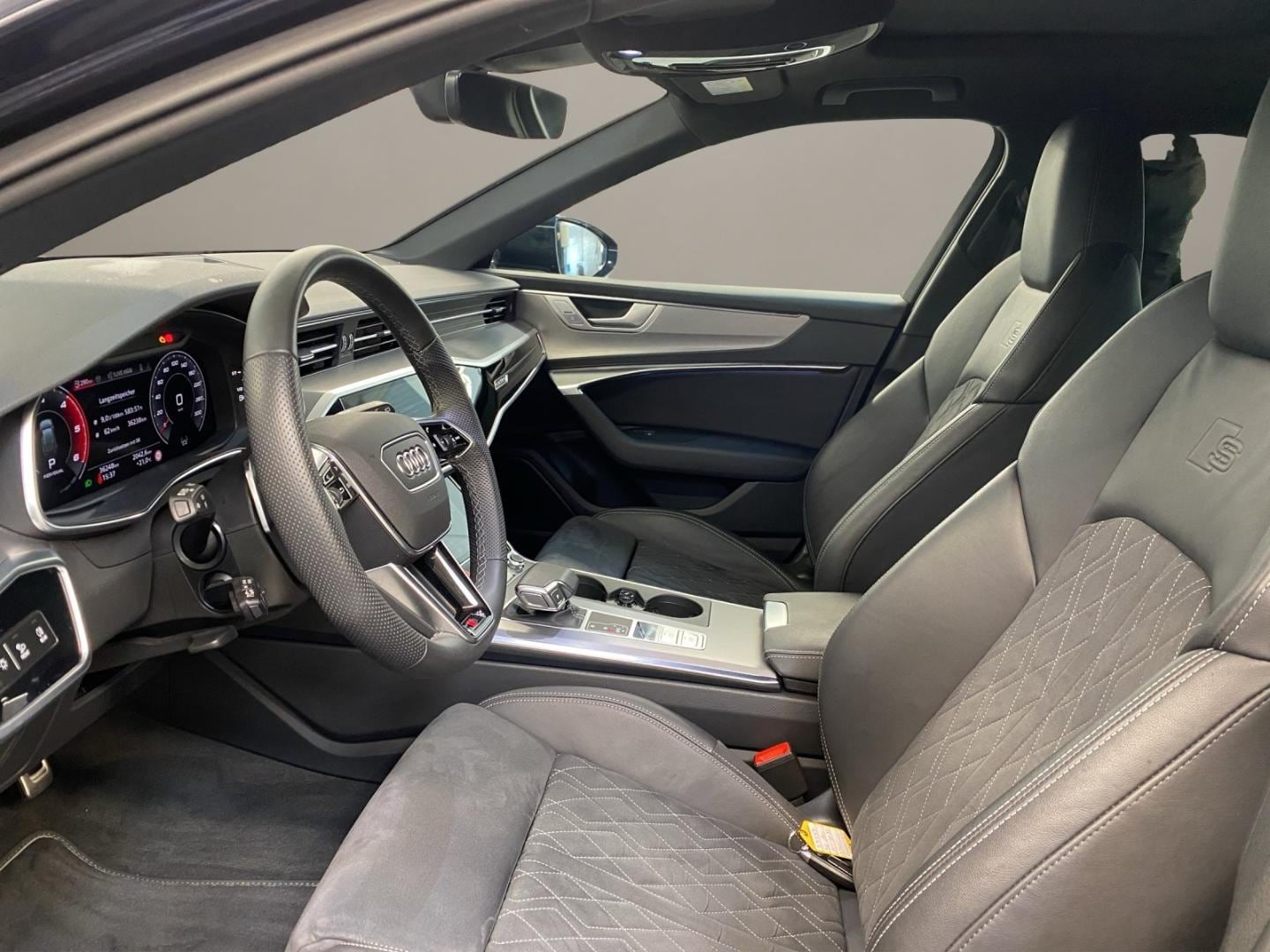 Bild über Audi S6 Avant TDI quattro tiptronic - für weitere Informationen kontaktieren Sie den Audi Partner