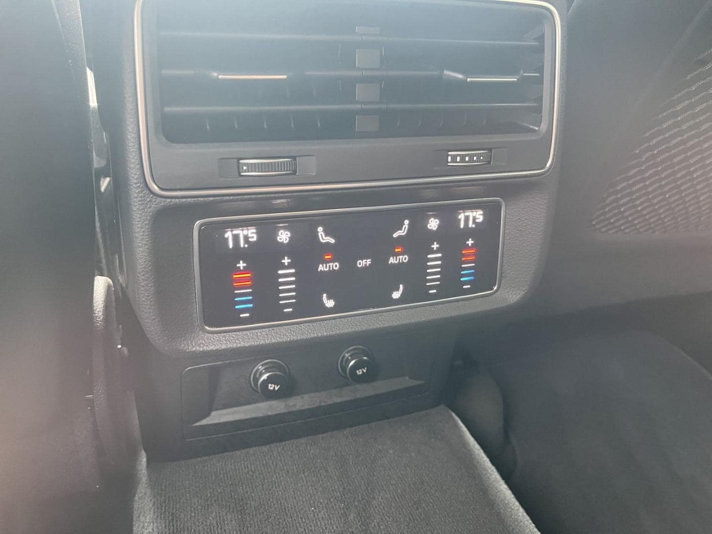 Bild über Audi Q7 competition plus 55 TFSI quattro tiptronic - für weitere Informationen kontaktieren Sie den Audi Partner
