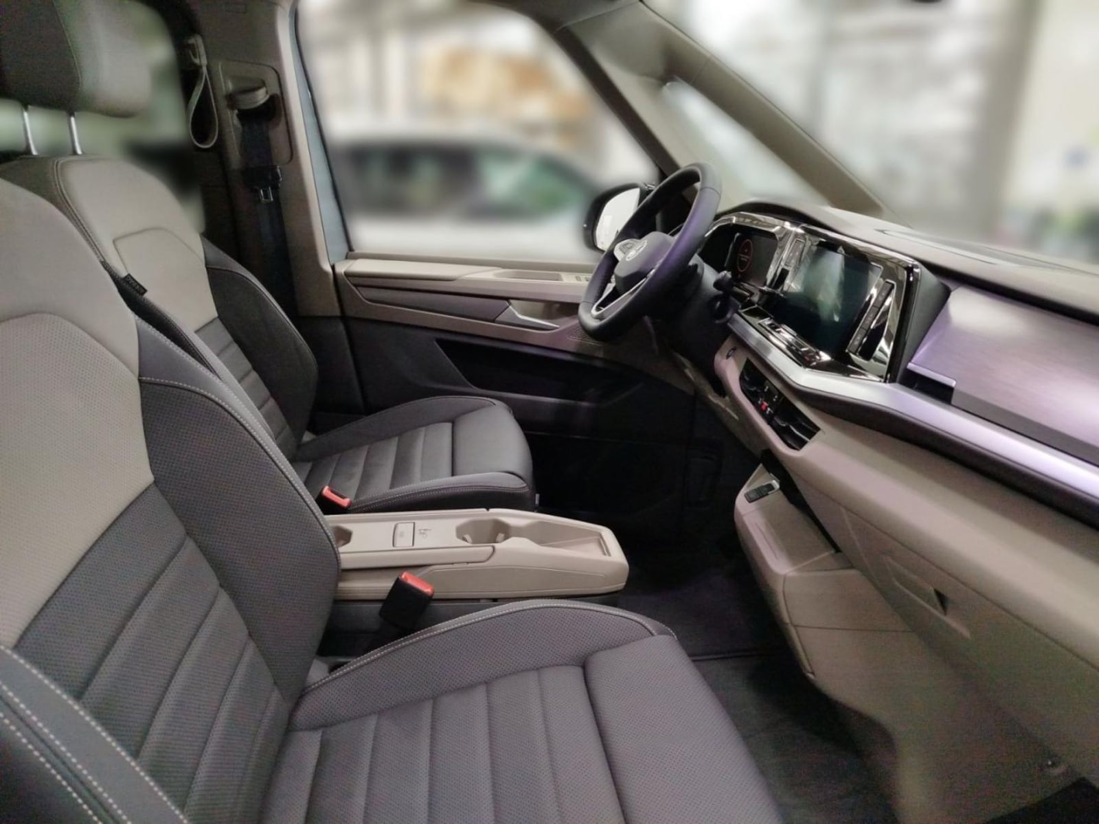 Volkswagen Multivan Langversion – Bild 13
