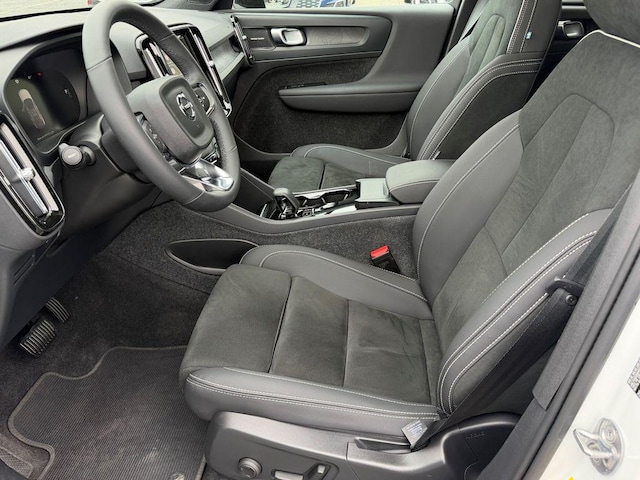 2023 Volvo C40 Recharge Pure Electric