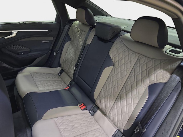 2026 Audi A6 Prestige - Photo 14