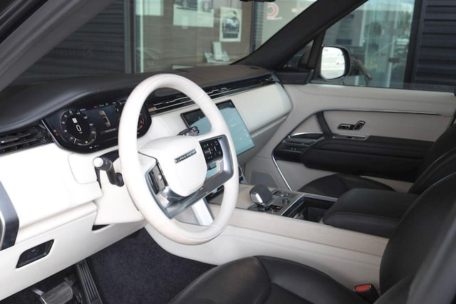 2023 Land Rover Range Rover