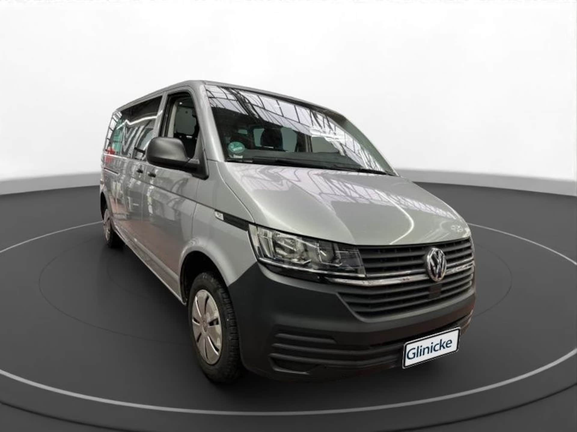 Volkswagen T6.1 Transporter Kombi langer Radstand