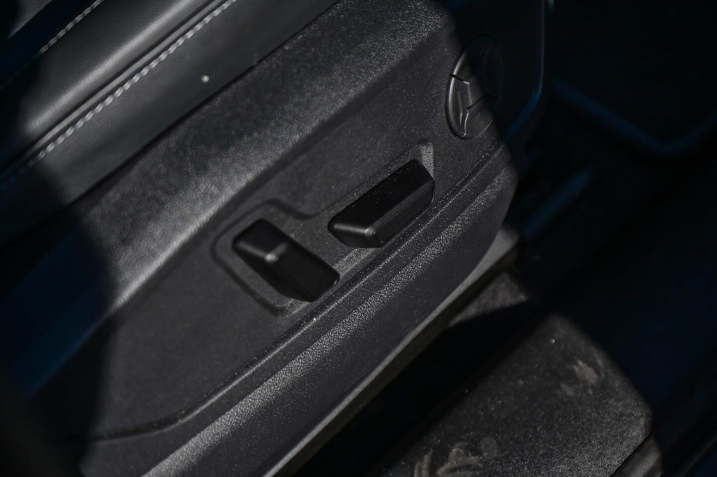 Image about Audi Q5 SUV TDI quattro 150 kW sport