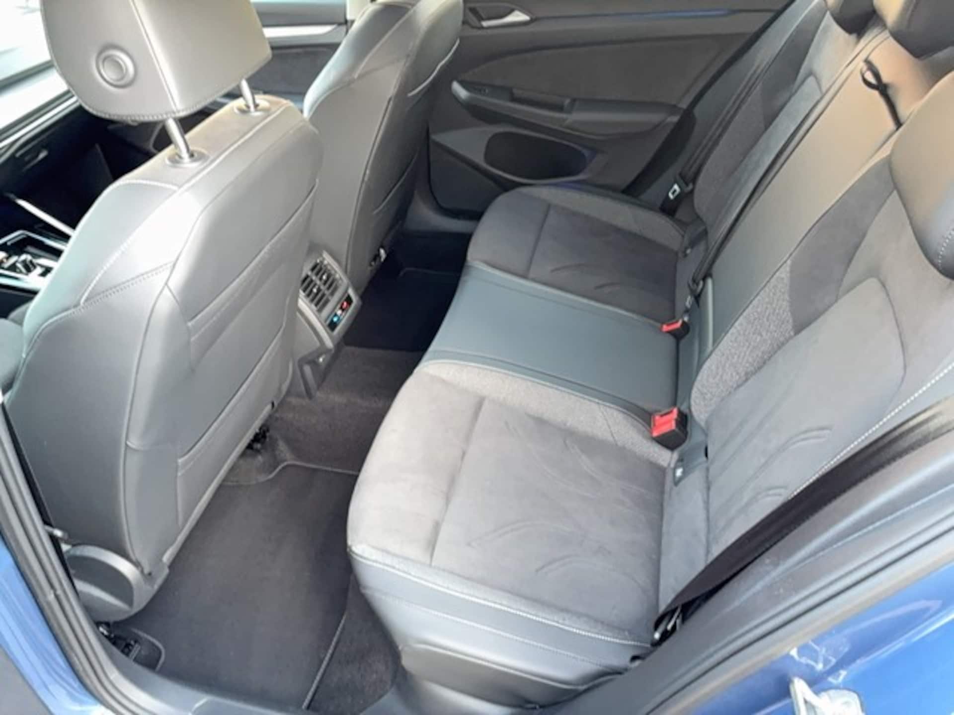 Volkswagen Golf Variant Style