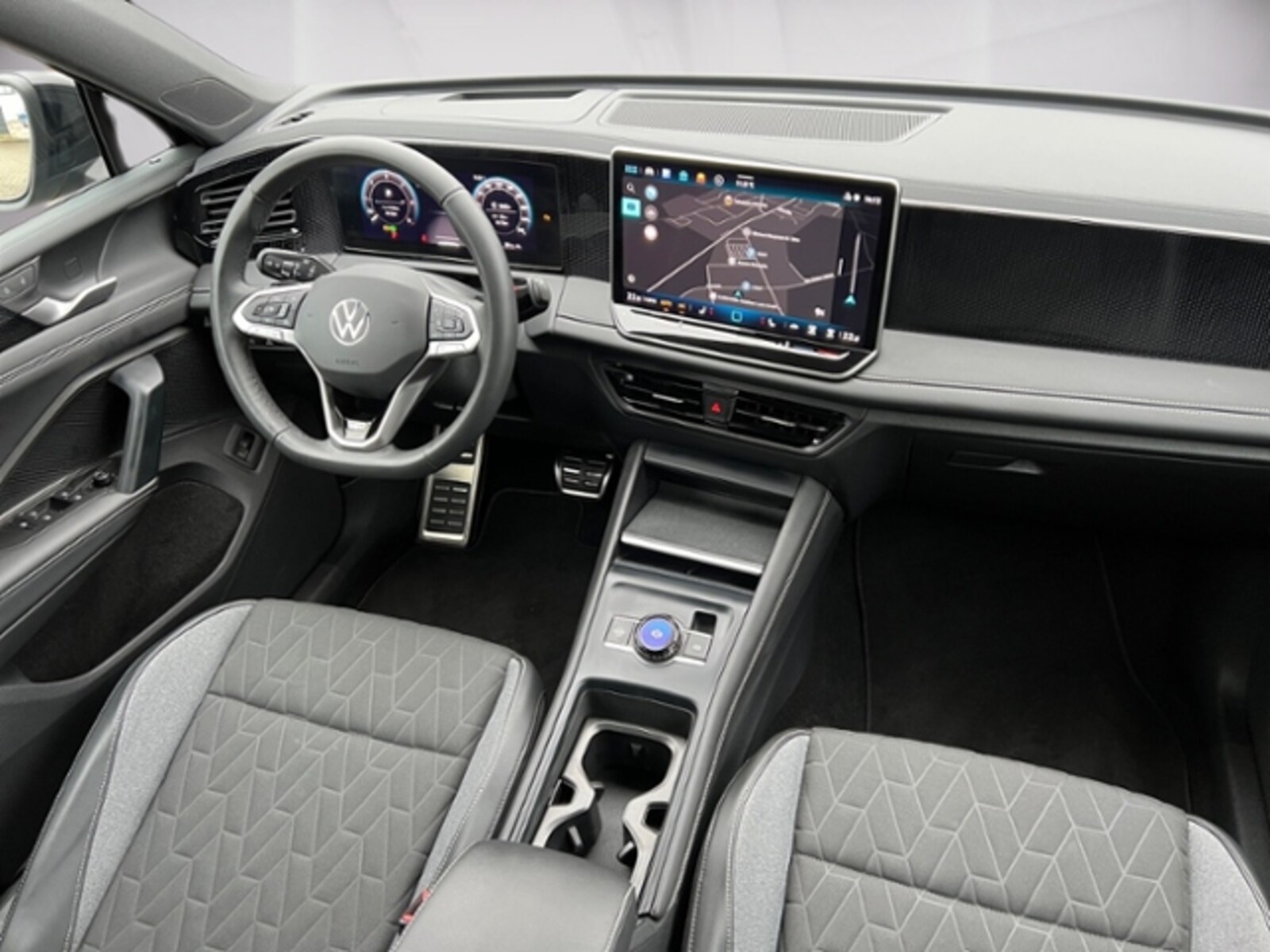 Volkswagen Tiguan – Bild 12