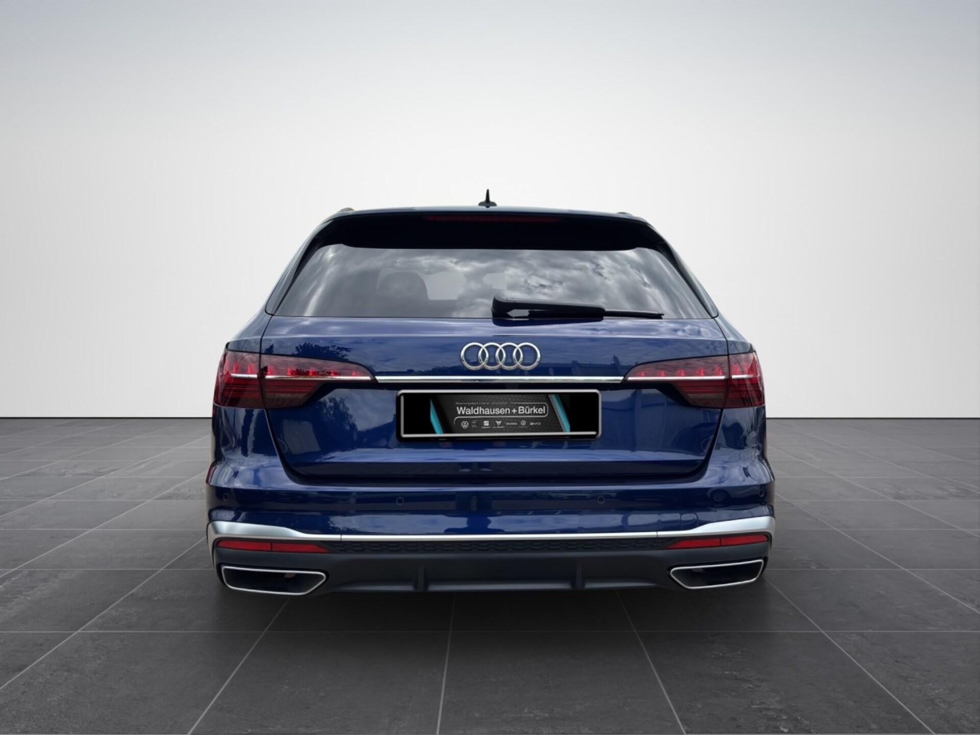 Audi A4 Avant S line