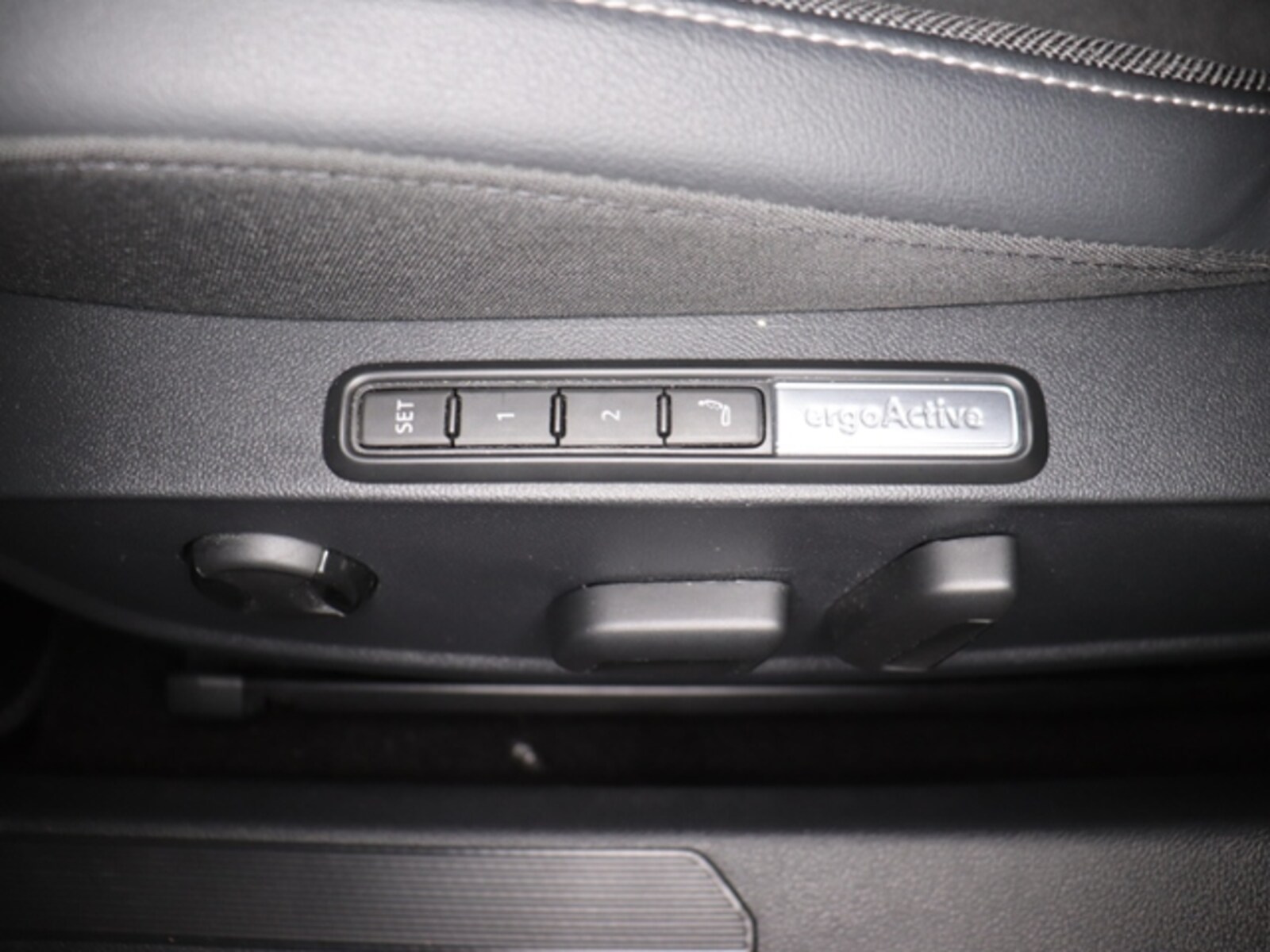 Volkswagen Golf – Bild 10