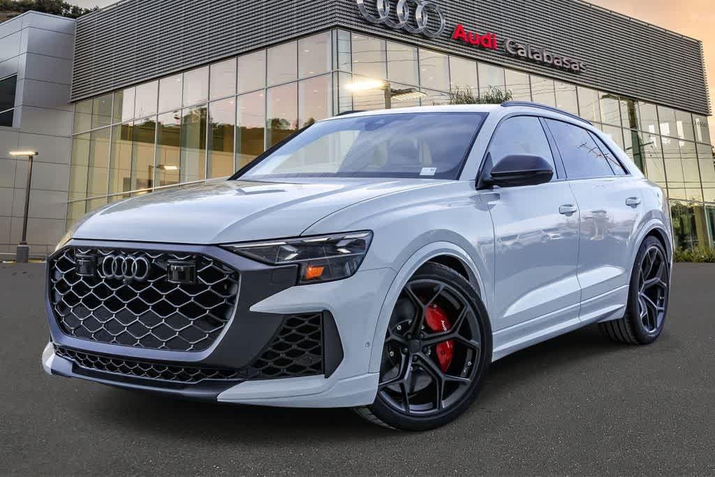 2026 Audi RS Q8 -'s photo