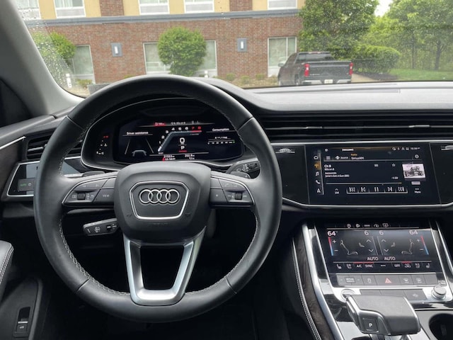 2023 Audi Q8