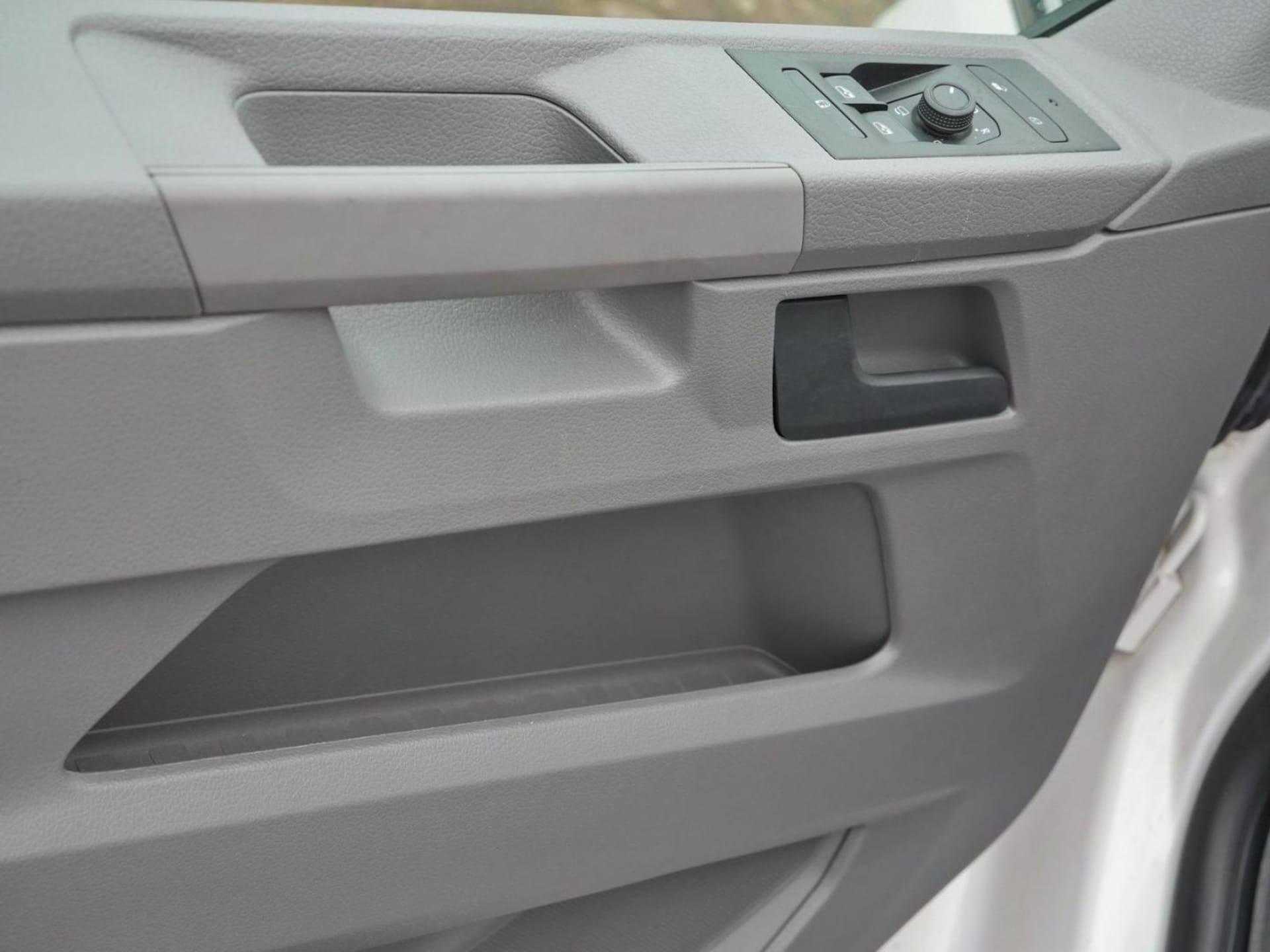Volkswagen T6.1 California Beach