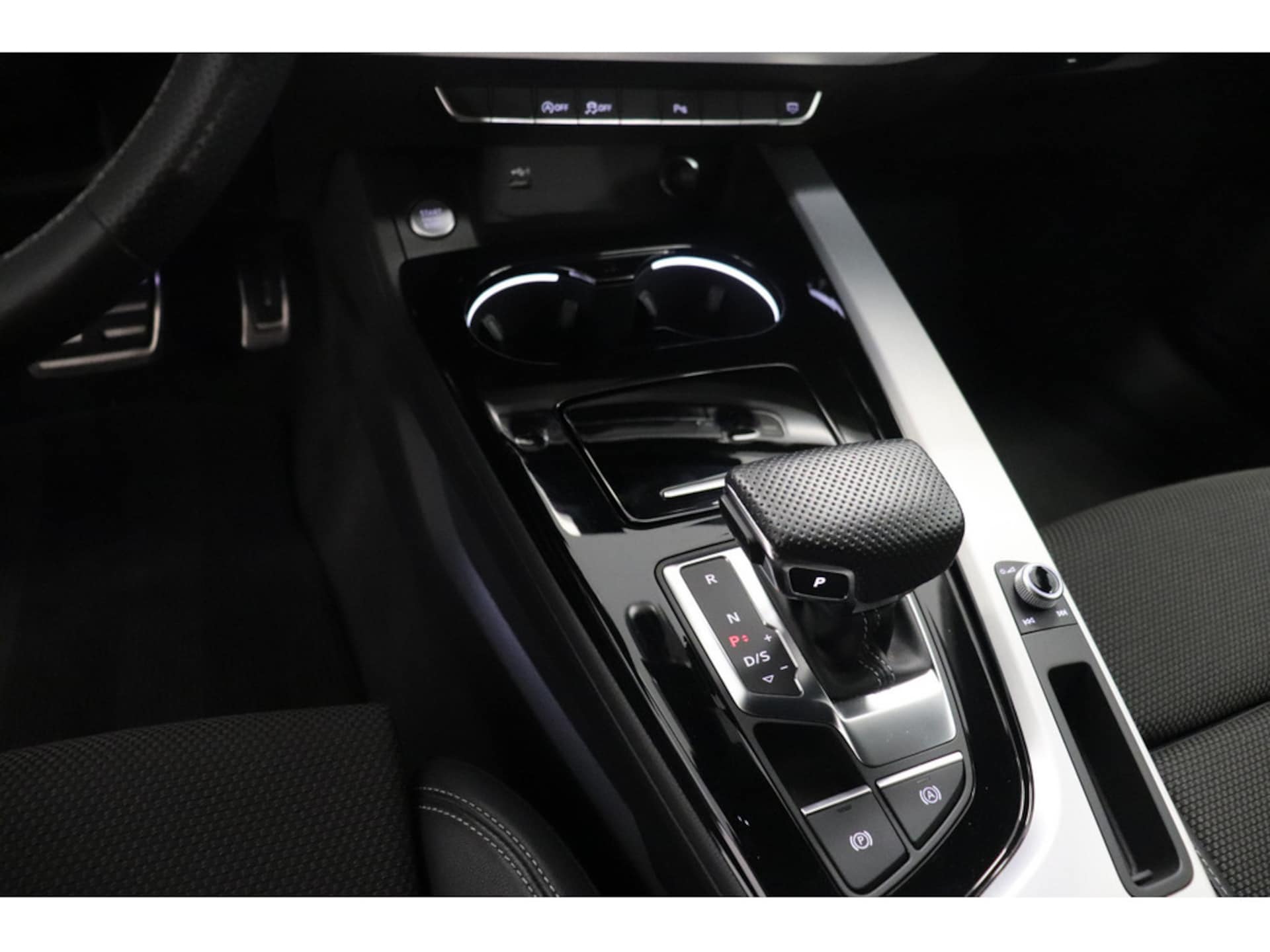 Audi A4 Avant S line