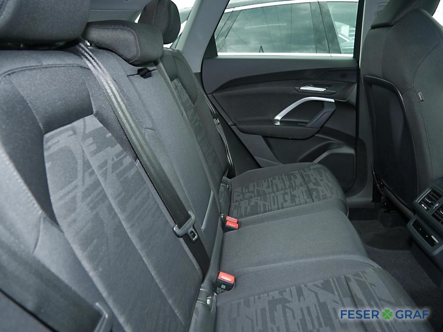 Bild über Audi Q5 SUV TFSI 150 kW S tronic - für weitere Informationen kontaktieren Sie den Audi Partner