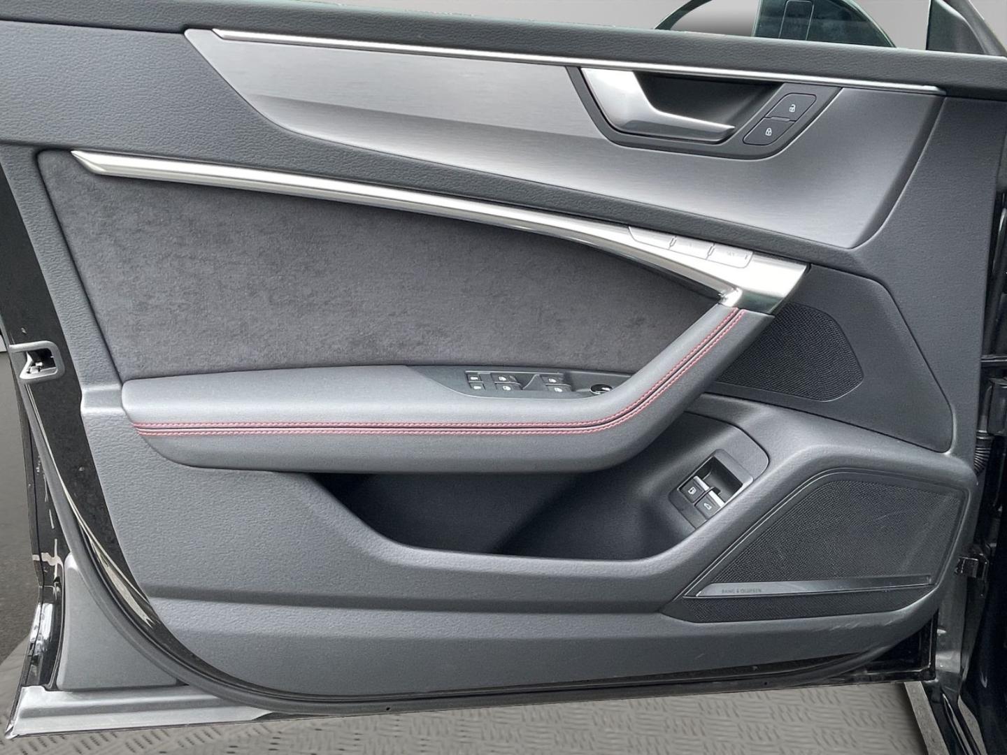 Image about Audi A7 Sportback TFSI e 55 TFSI e quattro S tronic
