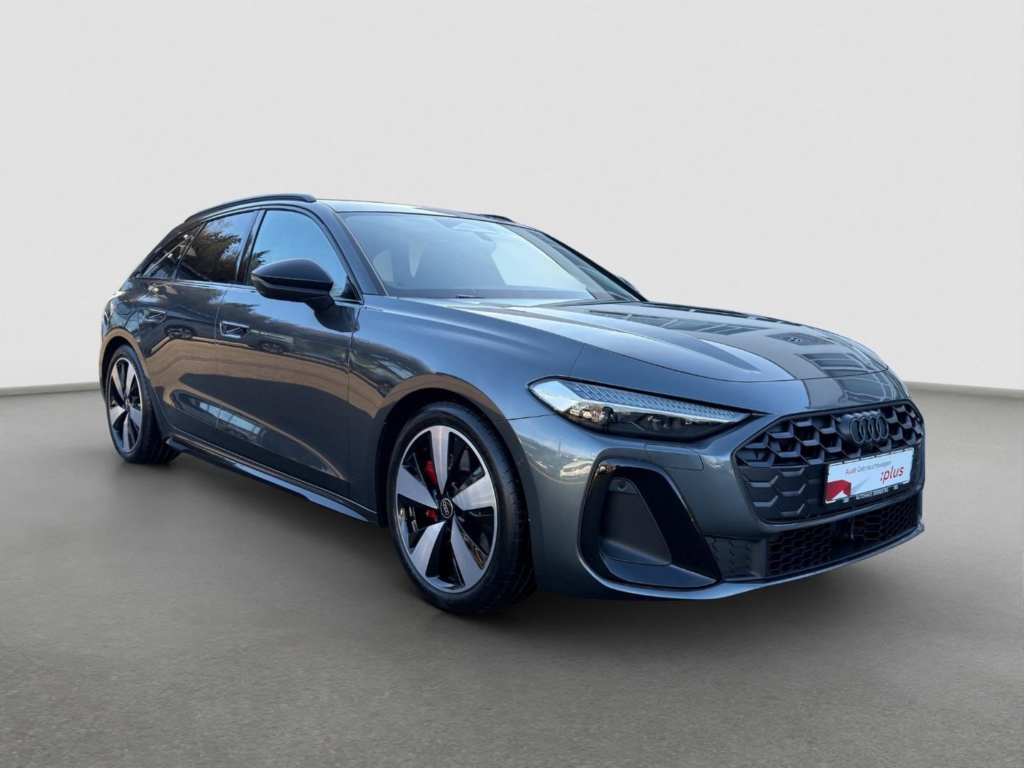Bild über Audi A5 Avant e-hybrid e-hybrid quattro 220 kW S tronic - für weitere Informationen kontaktieren Sie den Audi Partner