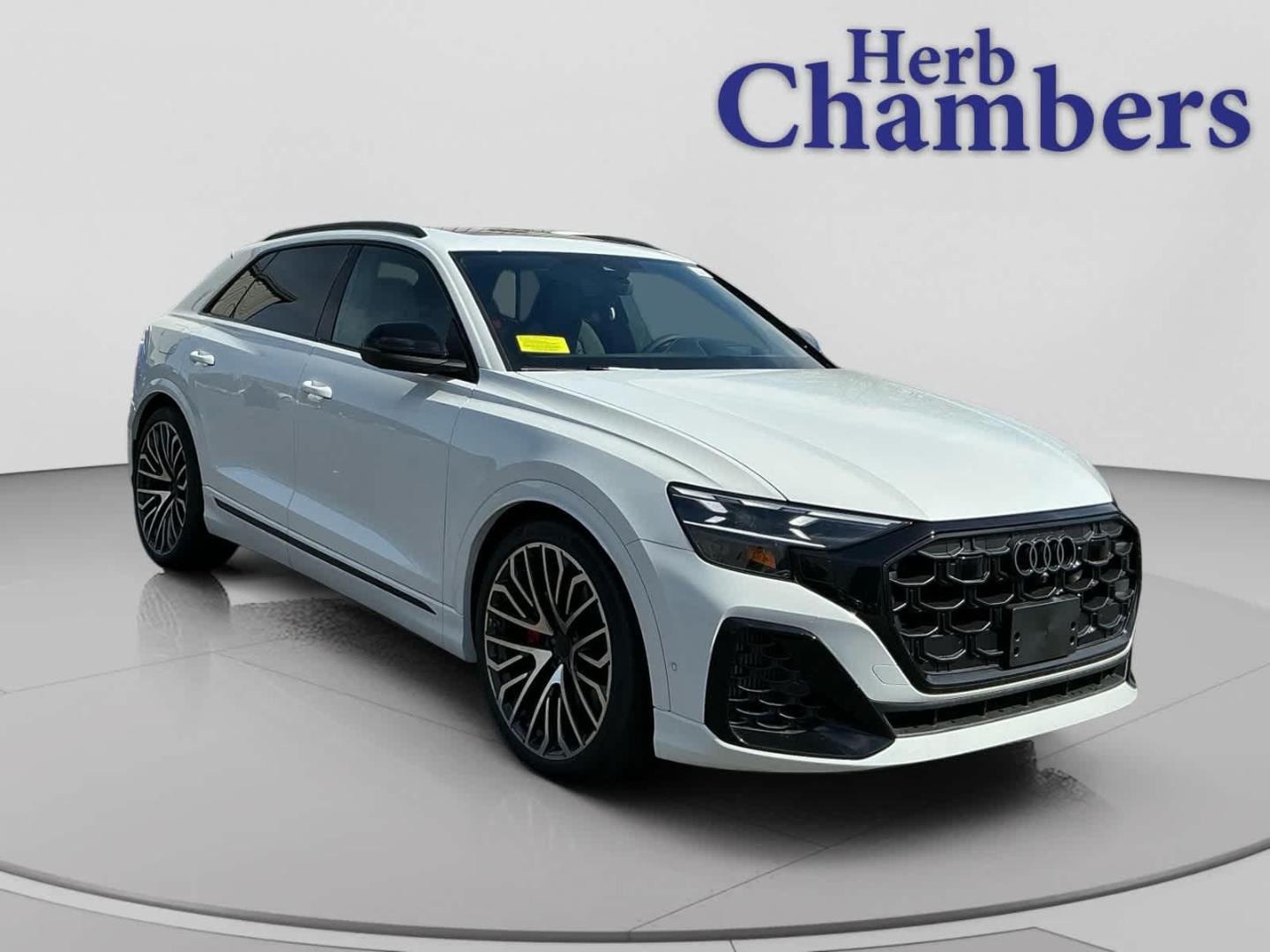 2026 Audi SQ8 Prestige quattro's photo