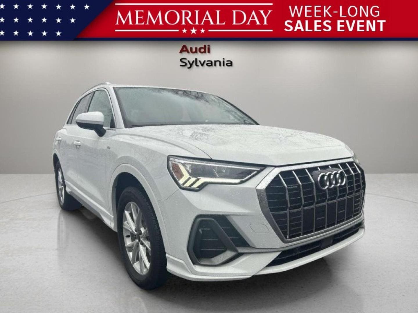 2022 Audi Q3 45 TFSI S Line Premium Plus quattro's photo