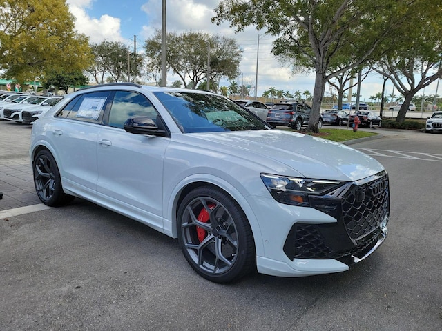 2026 Audi RS Q8 SUV performance