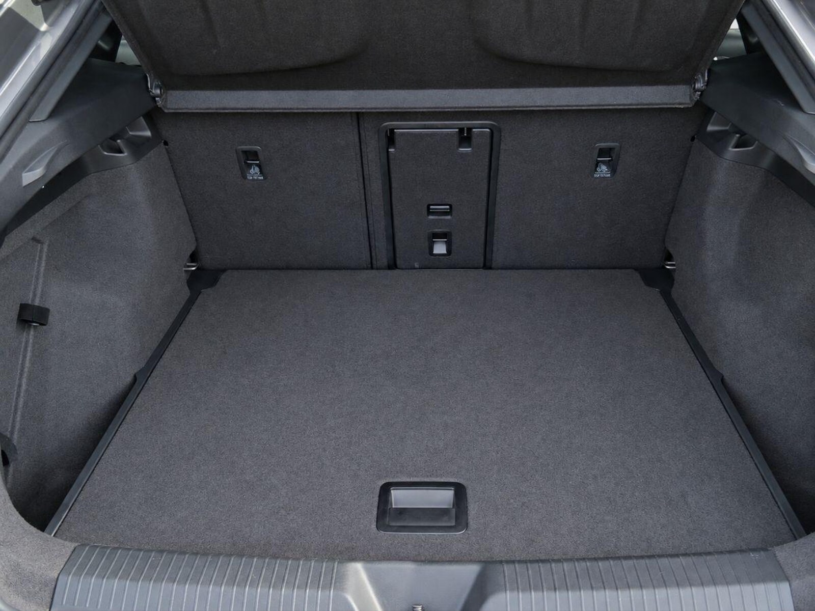 CUPRA Tavascan – Bild 15