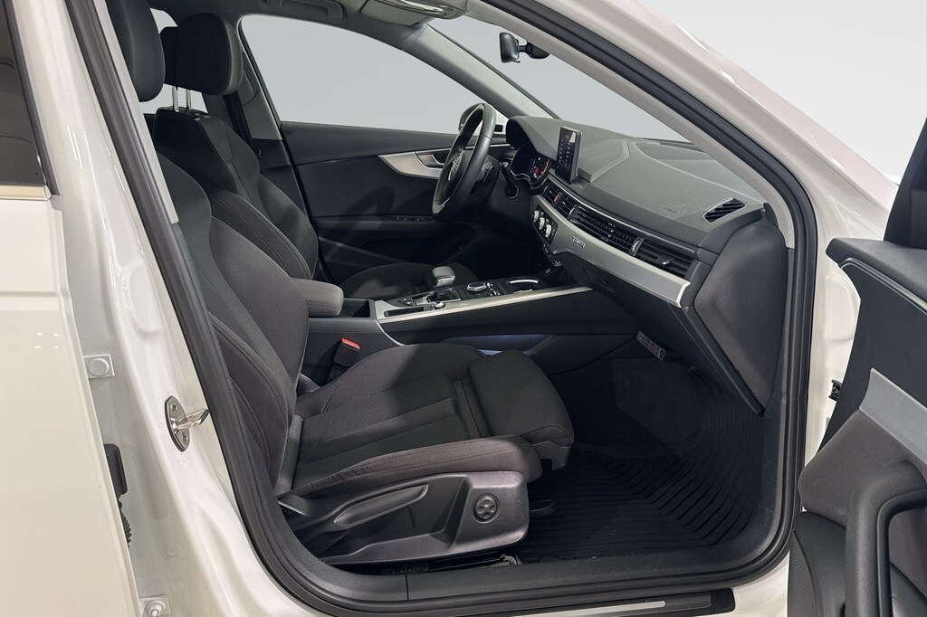 Image about Audi A4 Avant (Stängd för nybeställning) A4 Avant 40 TDI quattro Proline Sport 190 hk S tronic
