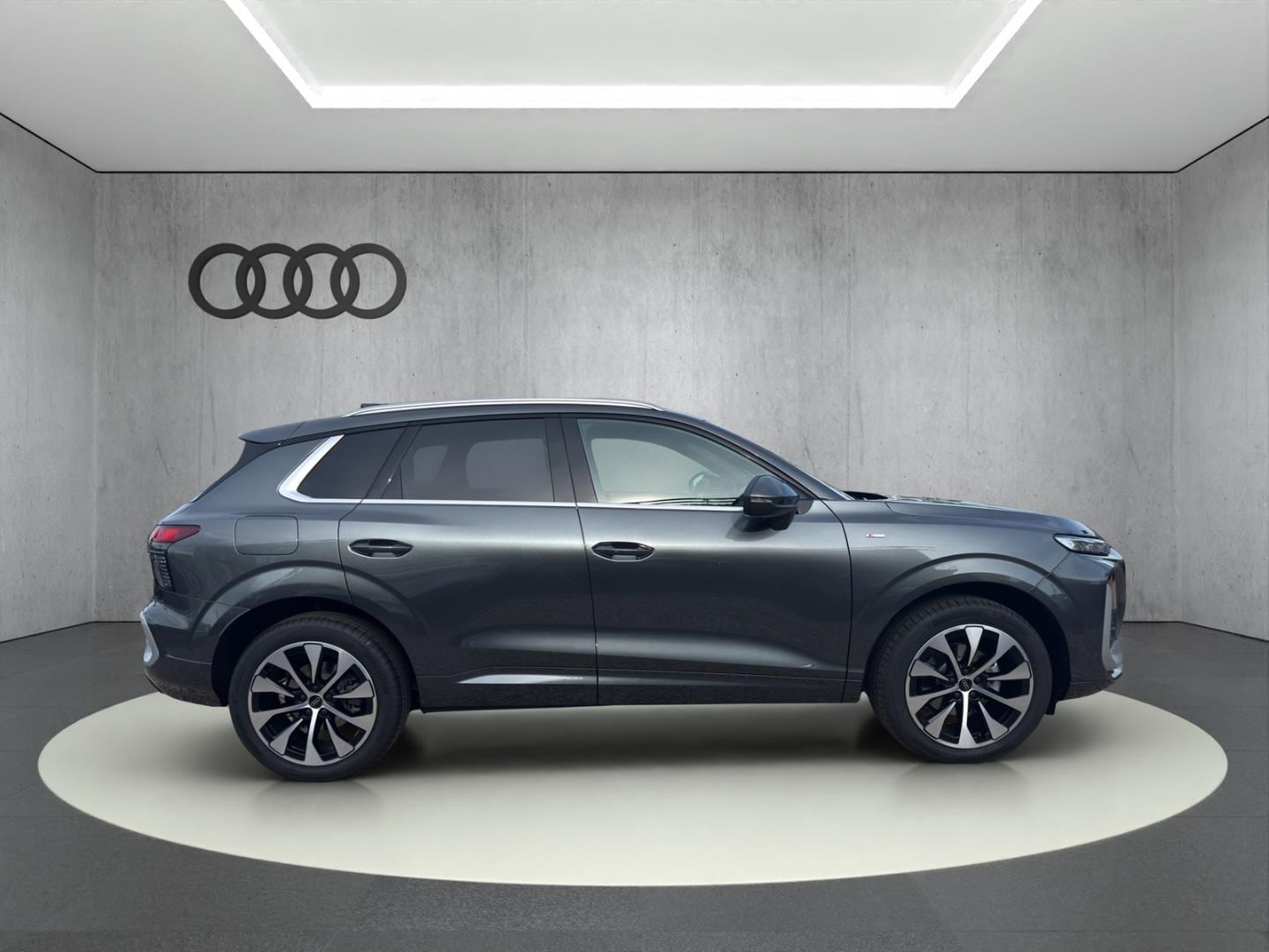 Bild über Audi Q3 SUV TFSI 110 kW S tronic - für weitere Informationen kontaktieren Sie den Audi Partner