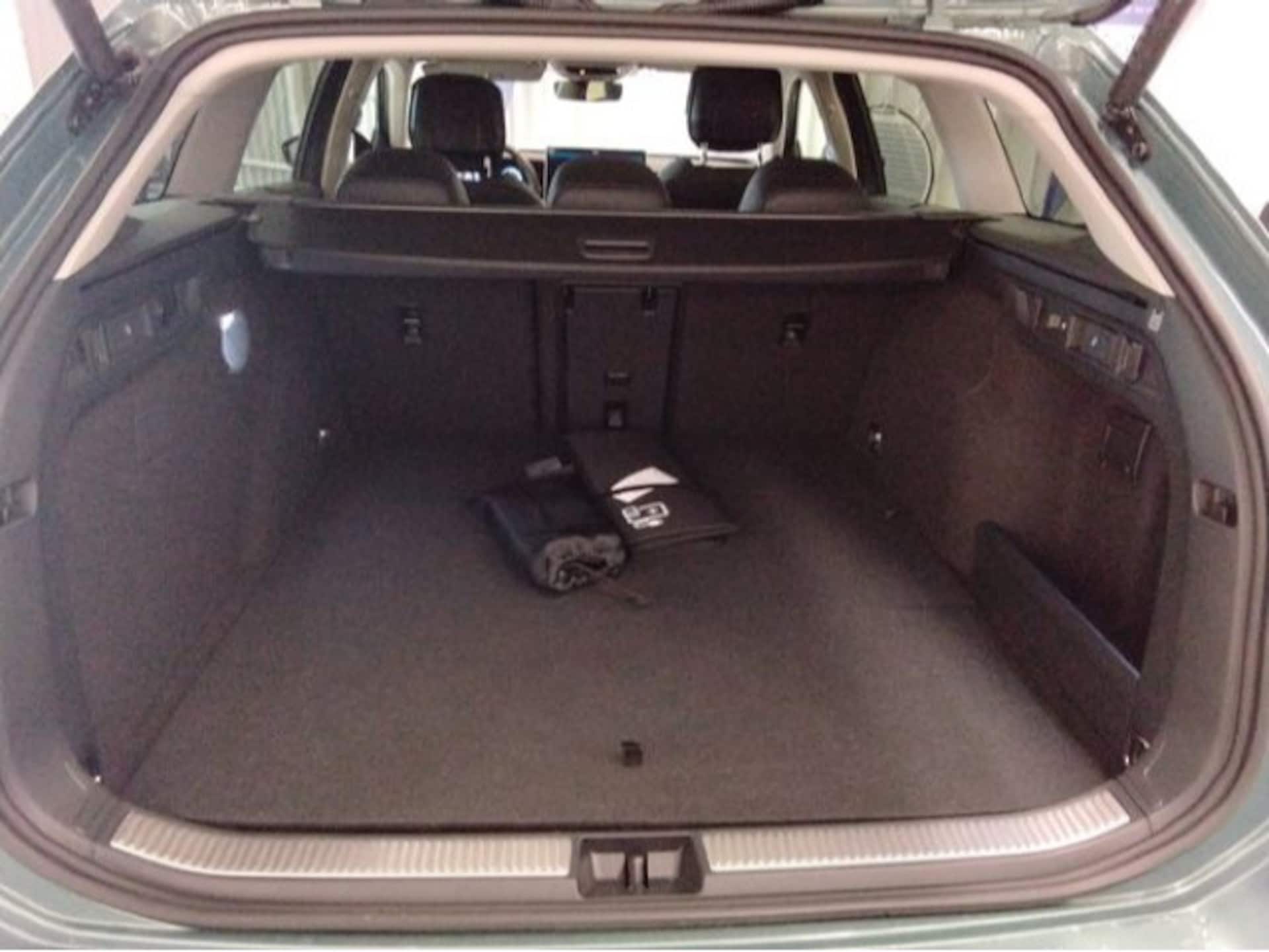 Volkswagen Passat Elegance