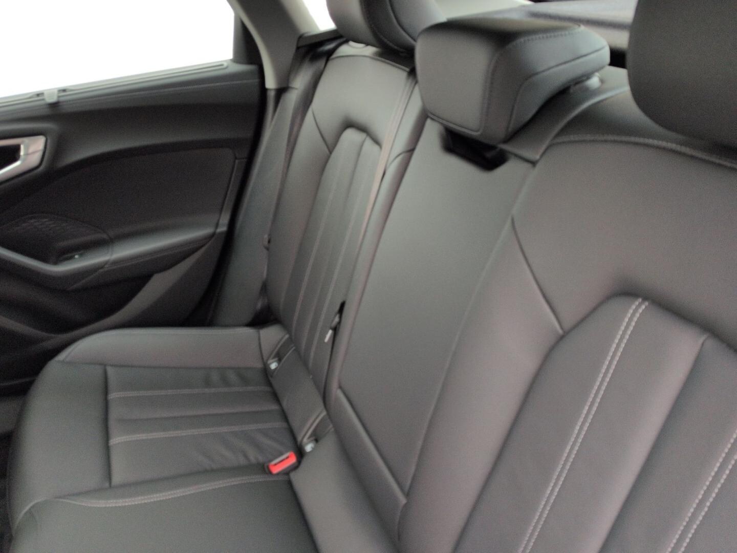 Bild über Audi A5 Limousine TFSI 110 kW S tronic - für weitere Informationen kontaktieren Sie den Audi Partner
