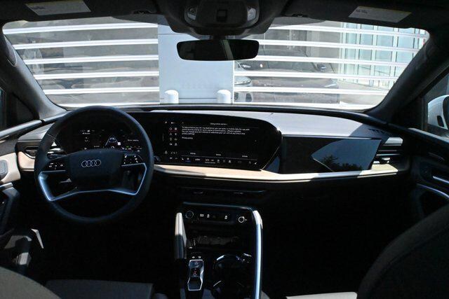 2025 Audi Q5 Premium Plus - Photo 17