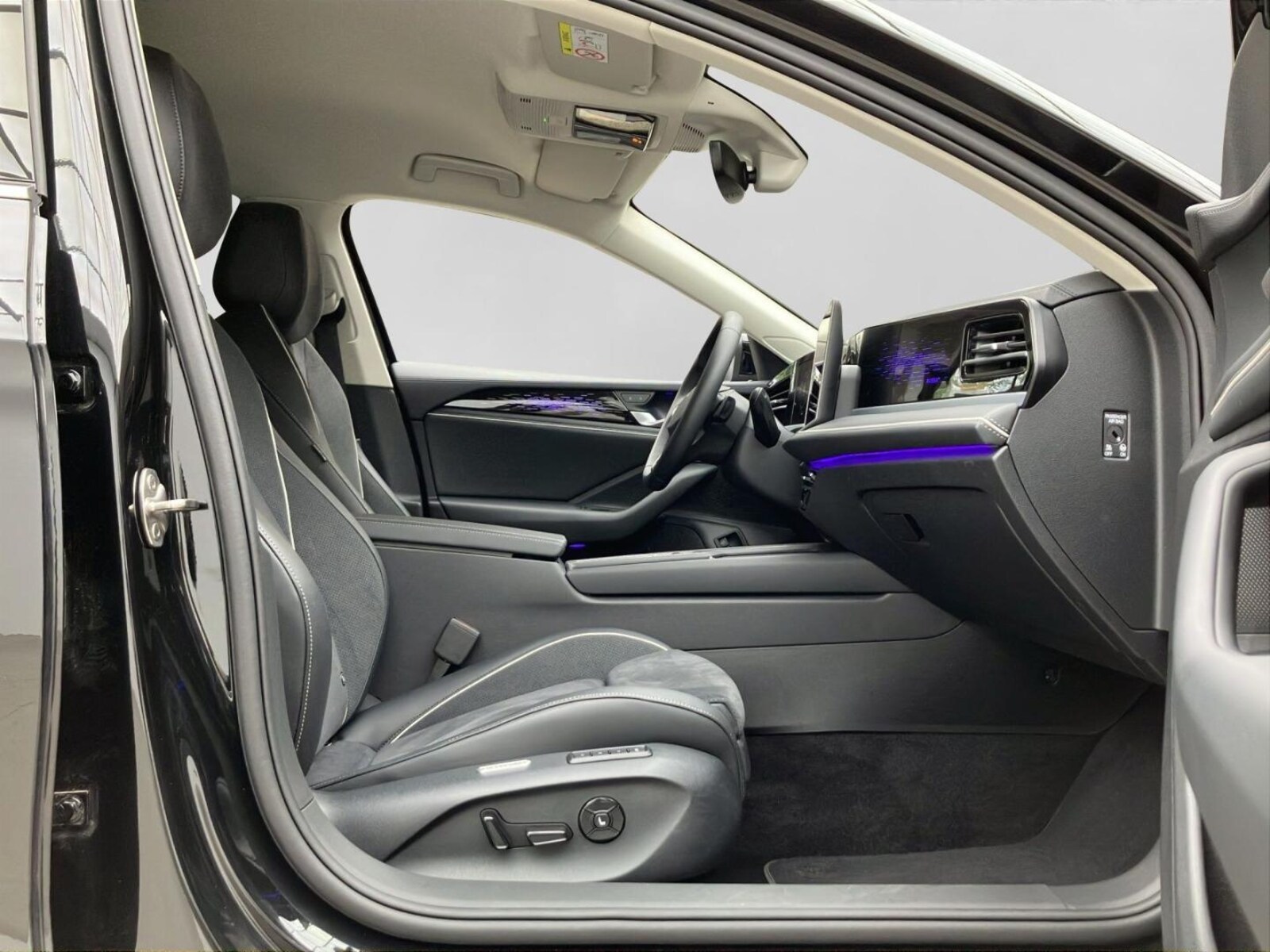 Volkswagen Passat – Bild 4