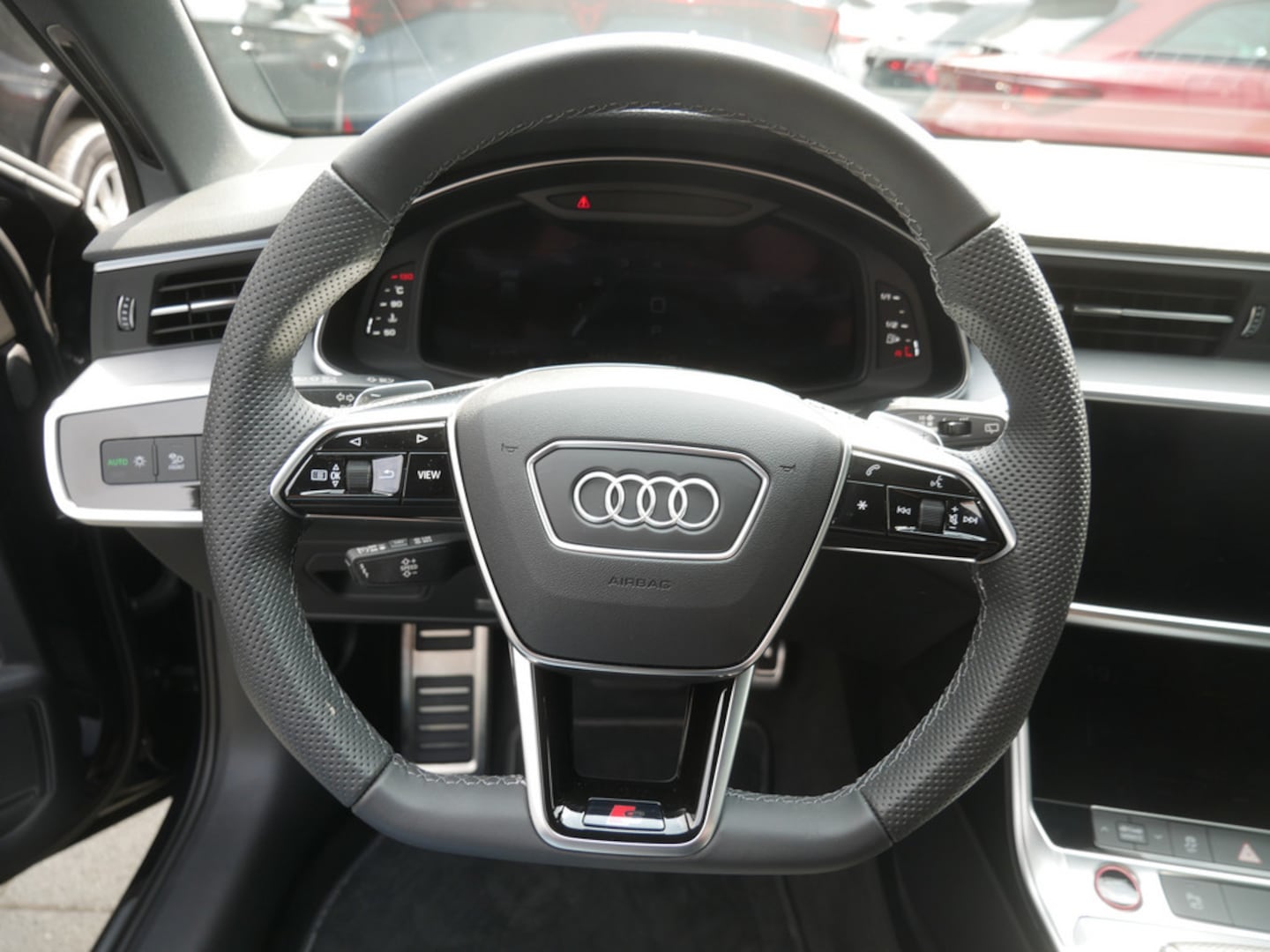 Bild über Audi S6 Avant TDI quattro tiptronic - für weitere Informationen kontaktieren Sie den Audi Partner